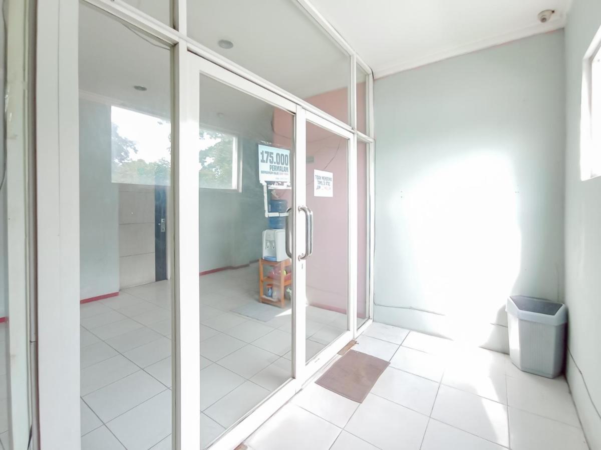 Reddoorz Syariah Near Q-Mall Banjarbaru Martapura  Extérieur photo
