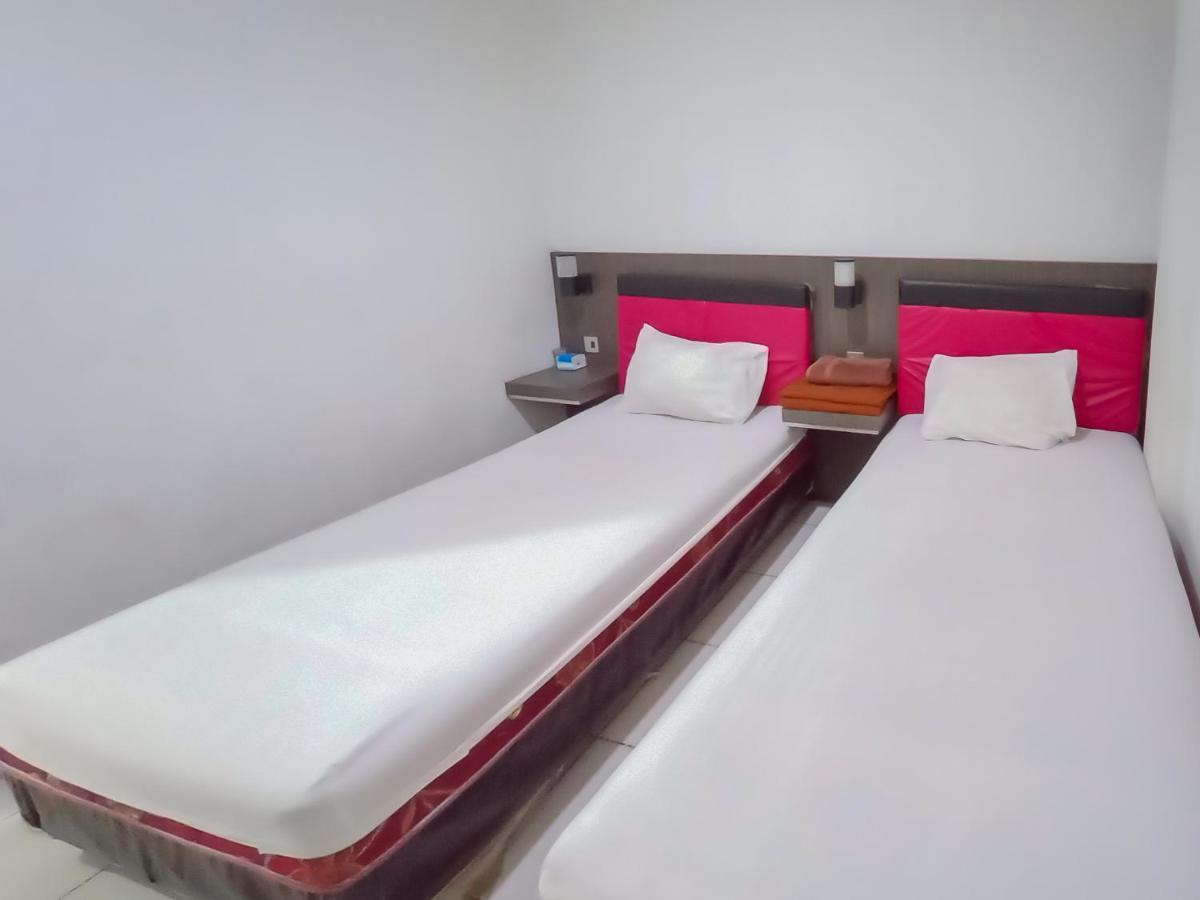 Reddoorz Syariah Near Q-Mall Banjarbaru Martapura  Extérieur photo